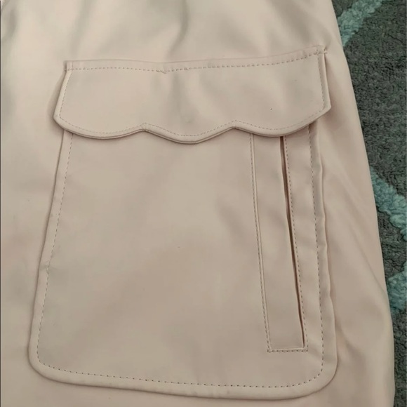 barbie pink raincoat - Picture 3 of 6